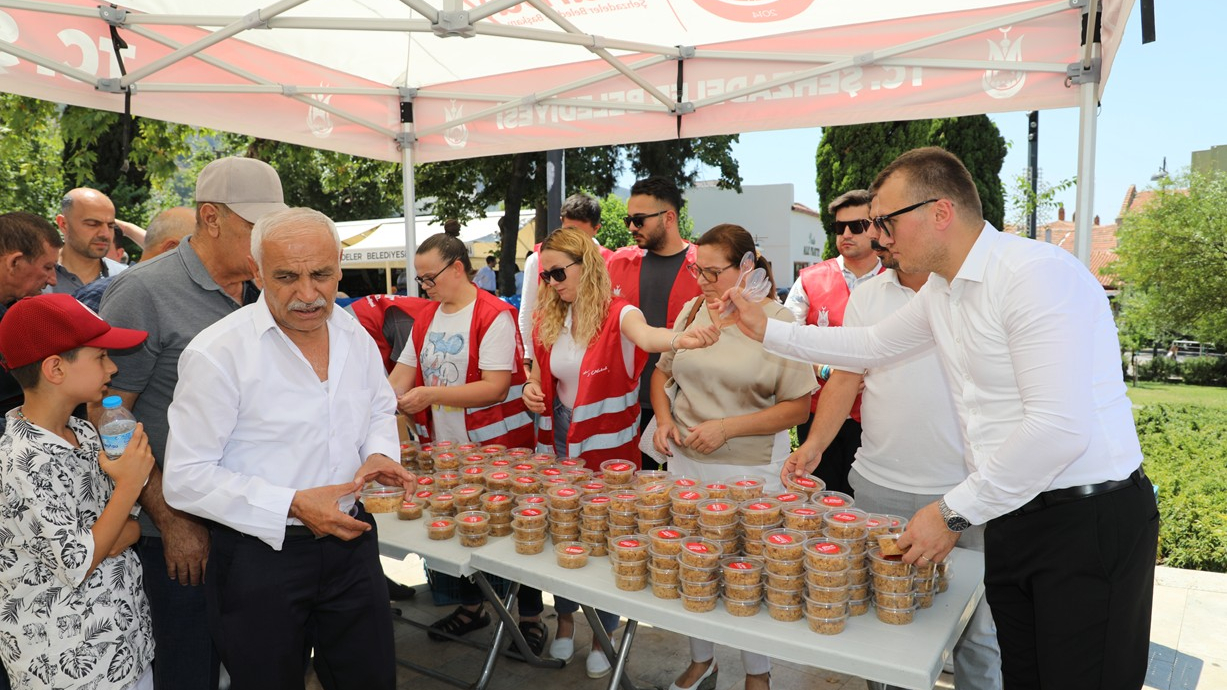 Şehzadeler Belediyesi’nden Mehmet Güzgülü’ne Vefa
