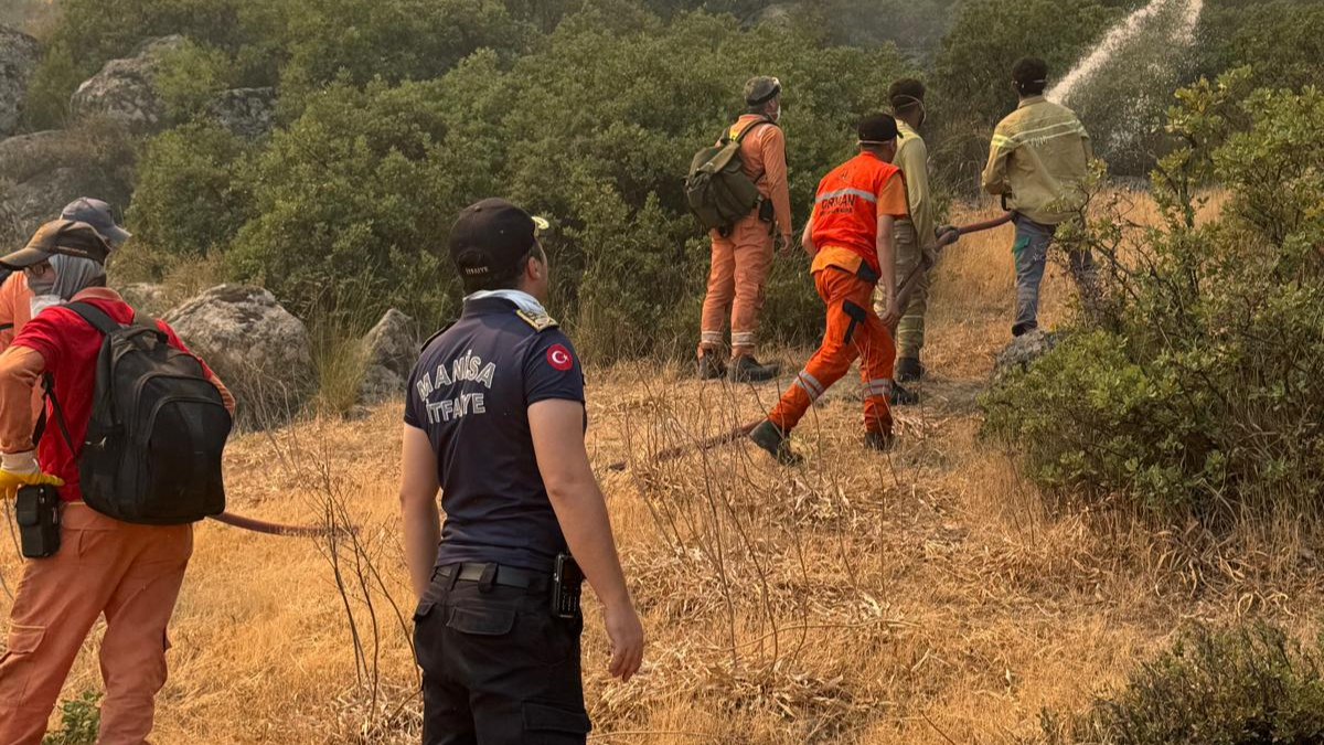 Manisa&#039;da 42 Derece Alarmı: Yangın Riski En Üst Seviyede