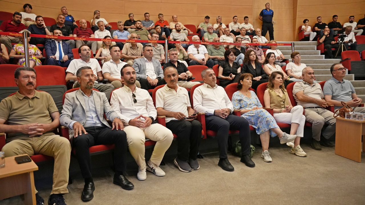 Akhisar Belediye Meclisi, Başkan Kayserili Başkanlığında İlk Kez Toplandı