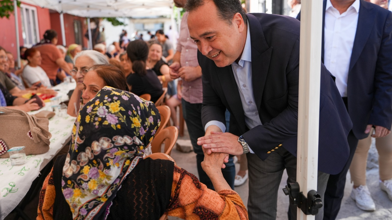 Başkan Dutlulu Cemevi’nde Lokma Hayrına Katıldı