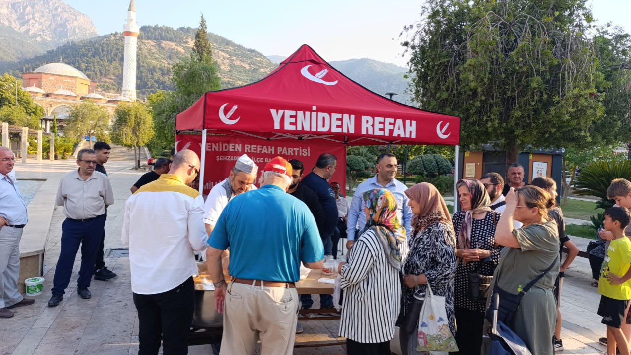 Başkan İbrahim Şahin’den Aşure İkramı: “Birliğimiz Daim Olsun”