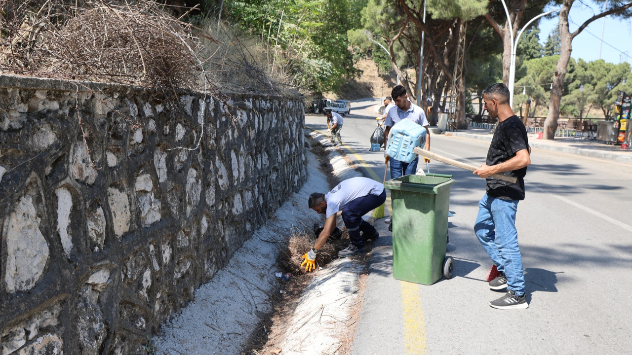 Spil Yolu’nda 4 Günlük Temizlik Seferberliği: 20 Kamyonet Çöp Toplandı