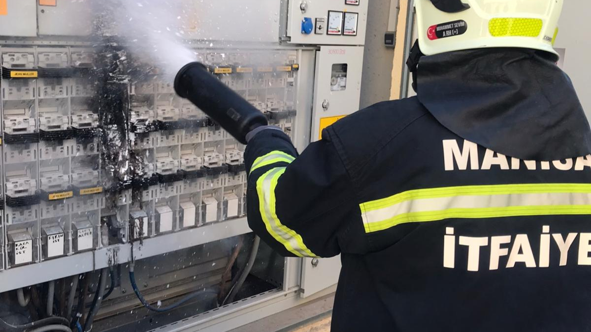 Manisa İtfaiyesi’nden Sıcak Hava Uyarısı: Elektrikli Aletlere Dikkat!