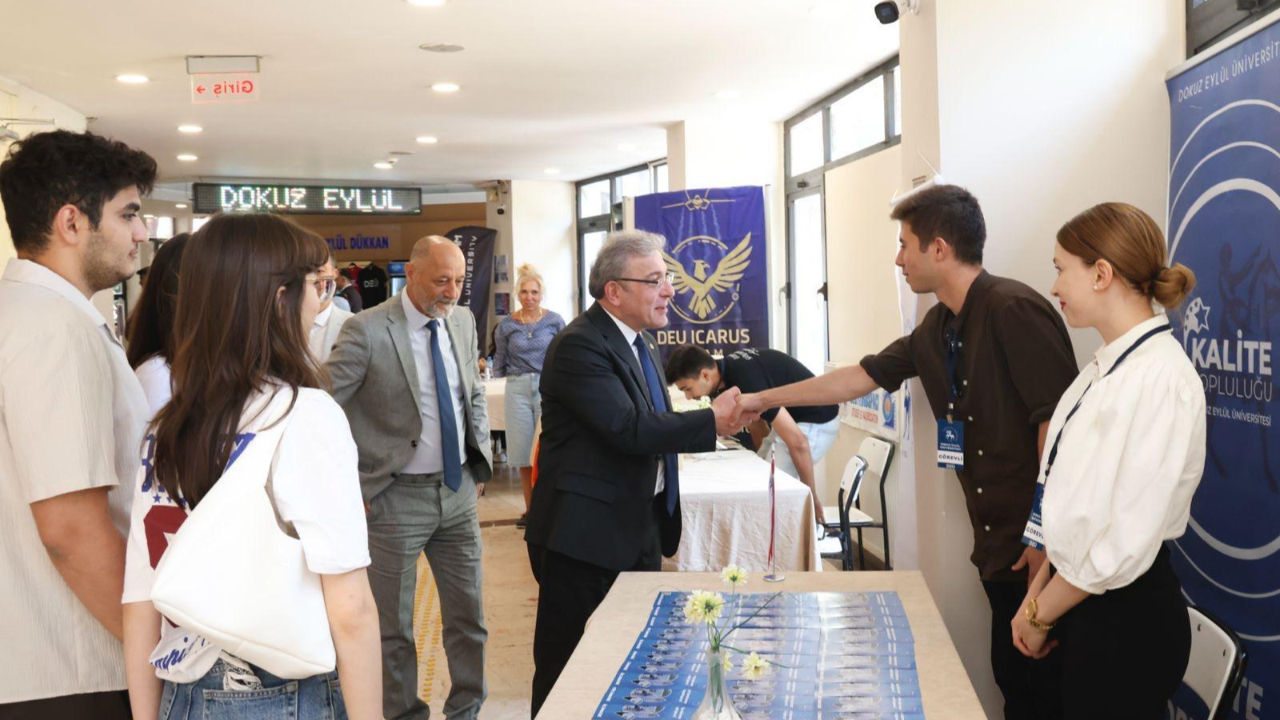 Dokuz Eylül Üniversitesi’nde Tercih Günlerine Yoğun İlgi