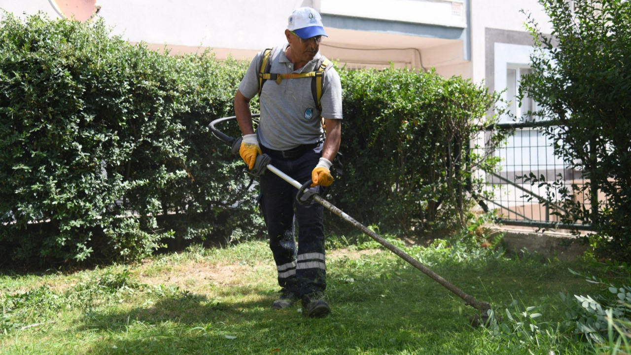 Yunusemre’de Her Gün Bir Mahalle Daha Güzelleşiyor