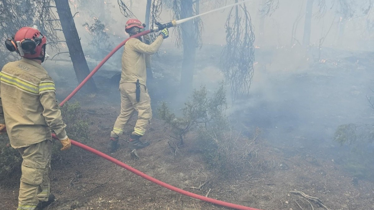 AKUT Manisa, Orman Yangınında Şehit Olan Gönüllüler İçin Lokma Hayrı Yapacak