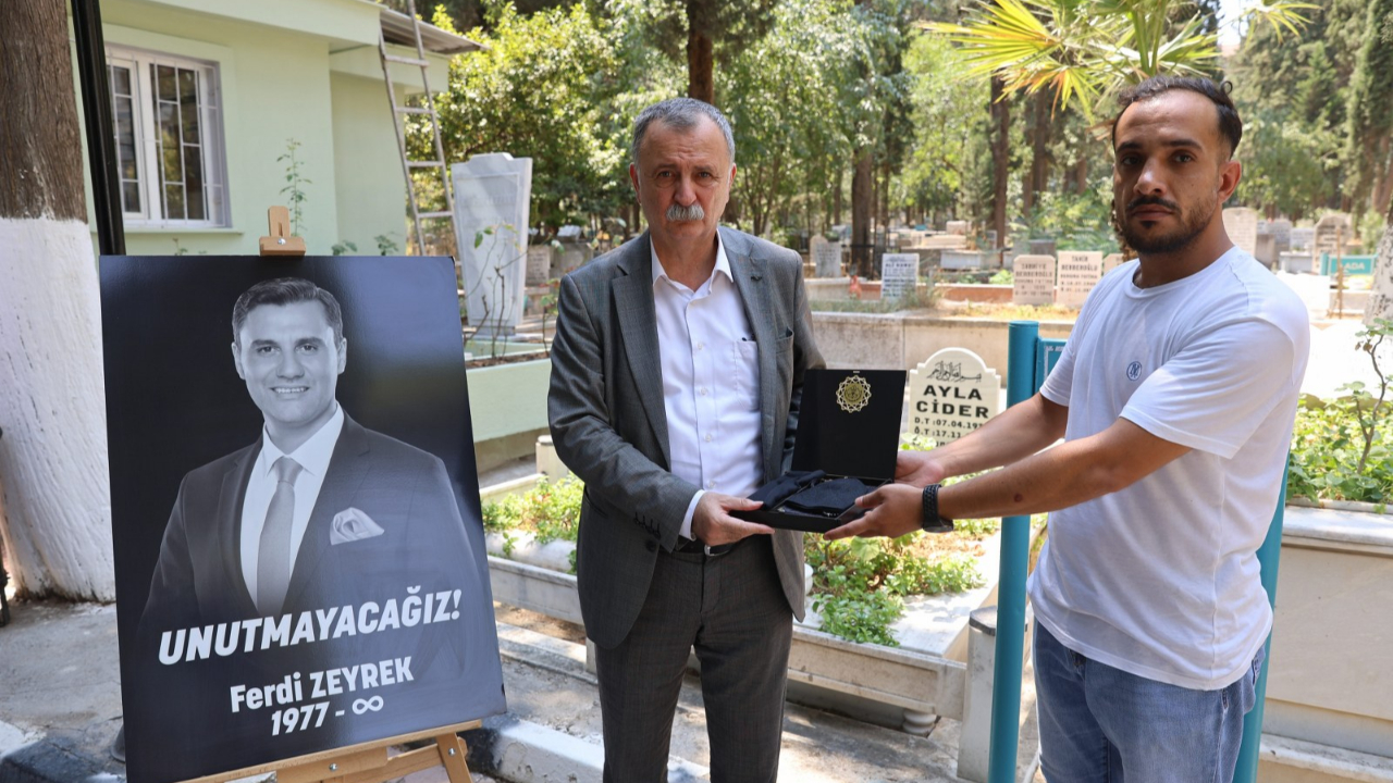 Yunusemre U17 Şampiyonluğu Ferdi Zeyrek’e Armağan Etti