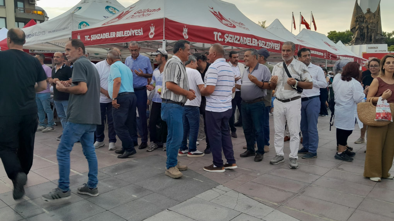 Manisa, Merhum Başkan Ferdi Zeyrek’i Dualarla Andı