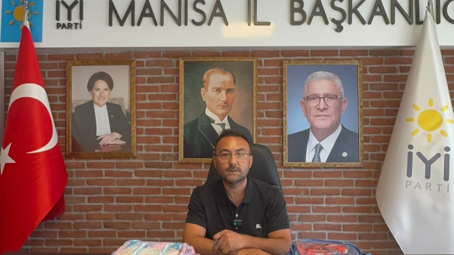 İYİ Parti’den 50 Öğrenciye Eğitim ve Kırtasiye Desteği