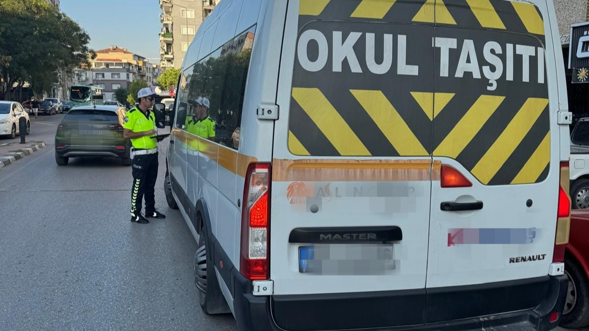 Manisa’da Okul Servislerine Sıkı Denetim: 12 Araç ve Sürücüye Ceza
