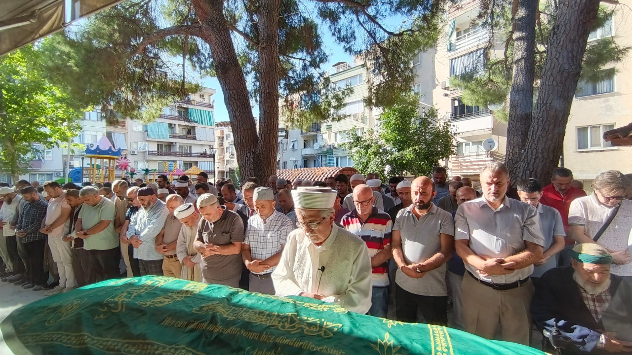 Manisa, Ahmet Salih Kuru’yu Son Yolculuğuna Uğurladı