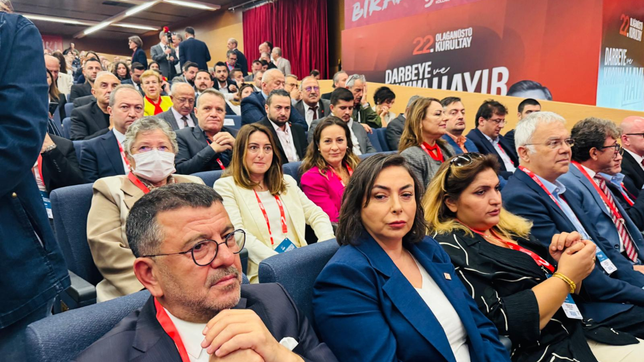 CHP Manisa’dan Genel Başkan Özel’e Tam Destek