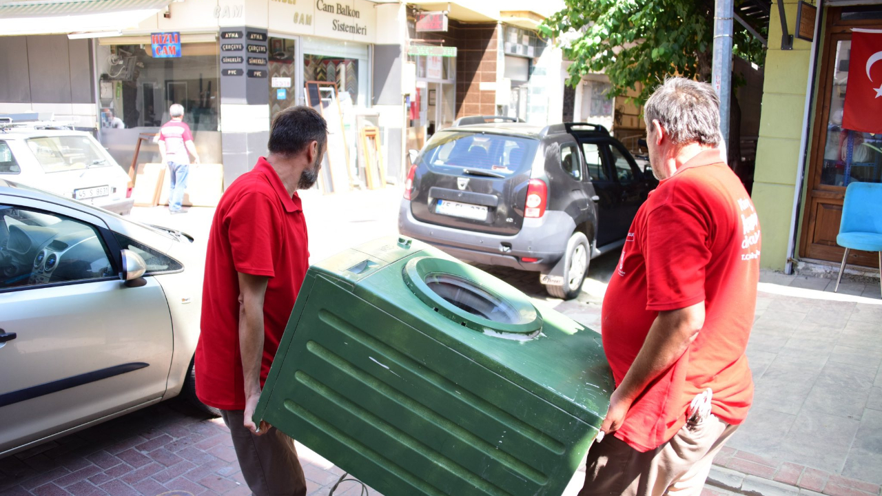 Şehzadeler Belediyesi’nden “Atma Paylaş” ile 404 Aileye Destek