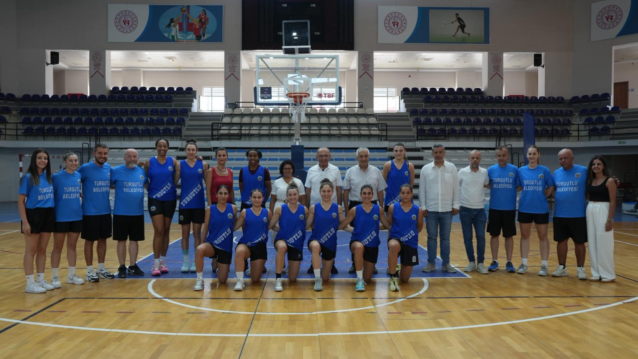 Turgutlu Belediyesi Kadın Basketbol Takımı Sezona Başlıyor