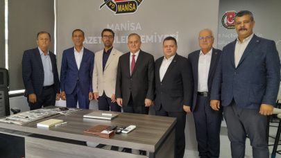 MHP’li Erkan Akçay’dan Manisa Gazeteciler Cemiyeti’ne Ziyaret