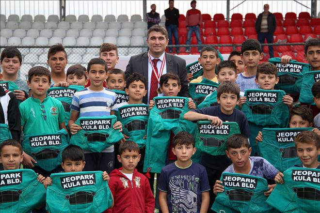 Geleceğin Minik Pehlivanlarına Kıspetleri Başkan Amcalarından