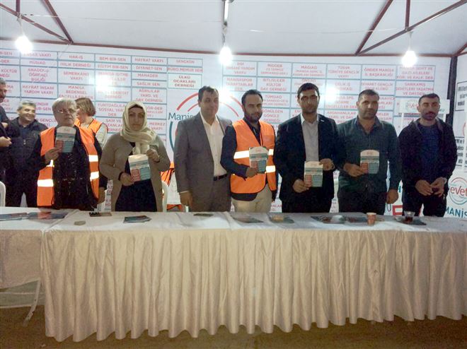 Manisa Evet Platformunun Standına Büyük İlgi