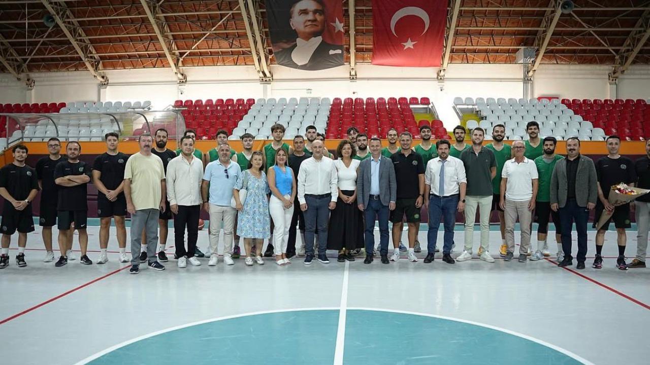 Akhisar Belediye Basketbol sezona hazırlanıyor