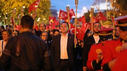 Başkan Dutlulu: “Yaşasın Cumhuriyet!”