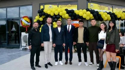 Genç Girişimci Manisa’da “Kova Kova Pilav”ın İkinci Şubesini Açtı