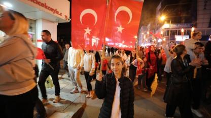 Menderes Cumhuriyet’in 102. yılında tek yürek oldu