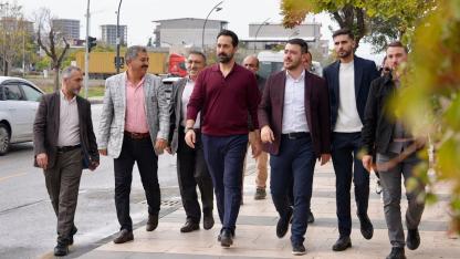 Mücahit Arınç Yunusemre’de Vatandaşlarla Buluştu