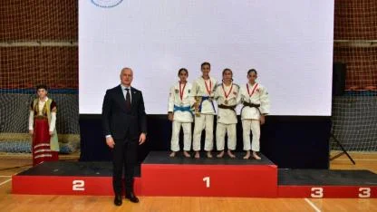 Rabia Tekin Balkan Şampiyonu Oldu