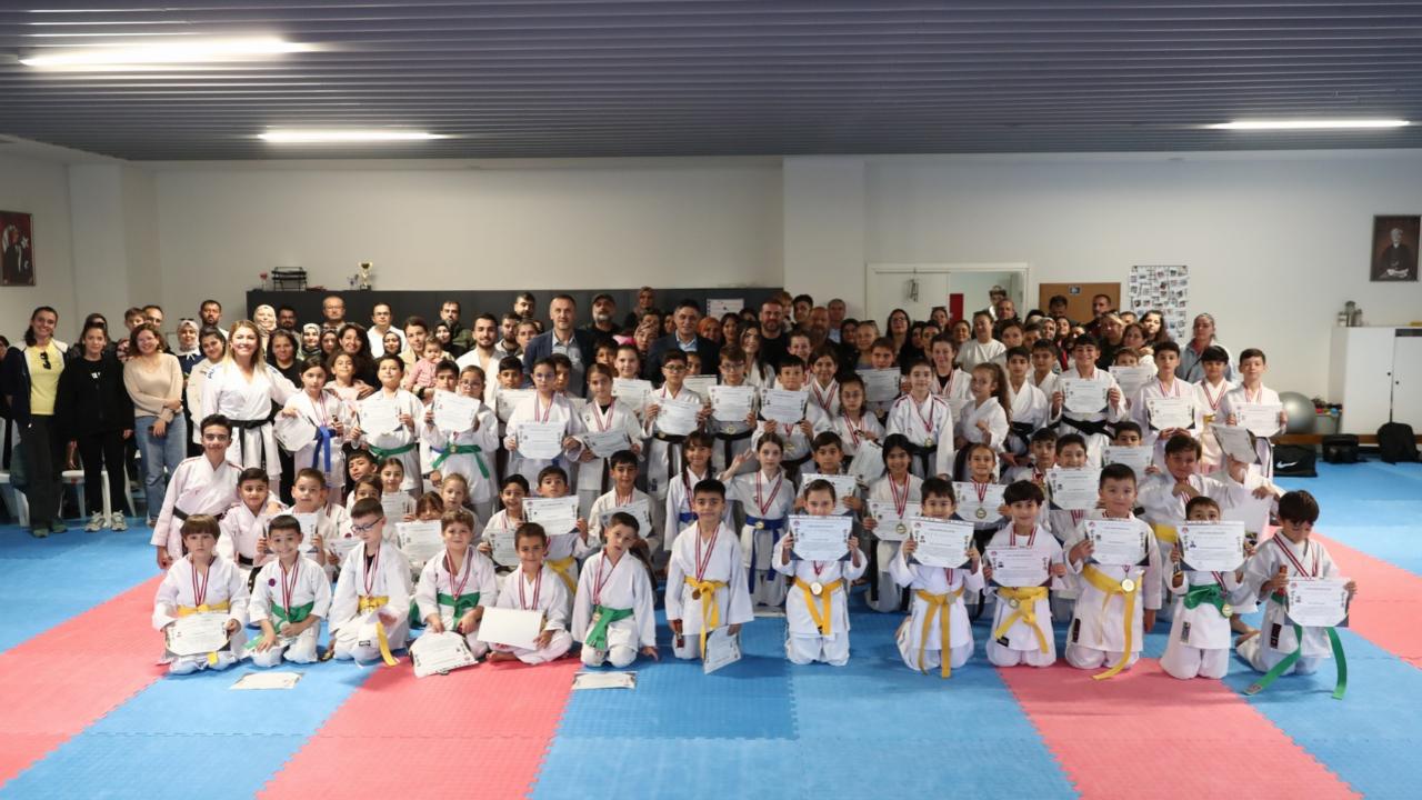 Aliağalı Karateciler Kuşak Atlarken Gözler Yıldızlar Ligi’nde