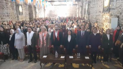 Arınç: “Türkiye’nin Yarınını Kadınlar İnşa Ediyor” dedi