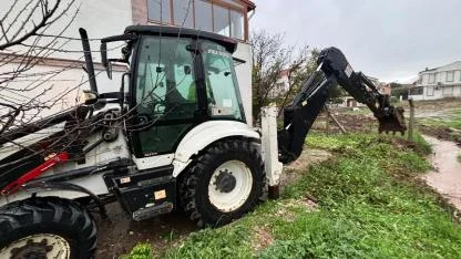 Ayvalık’ta sağanak sonrası belediye 24 saat sahada