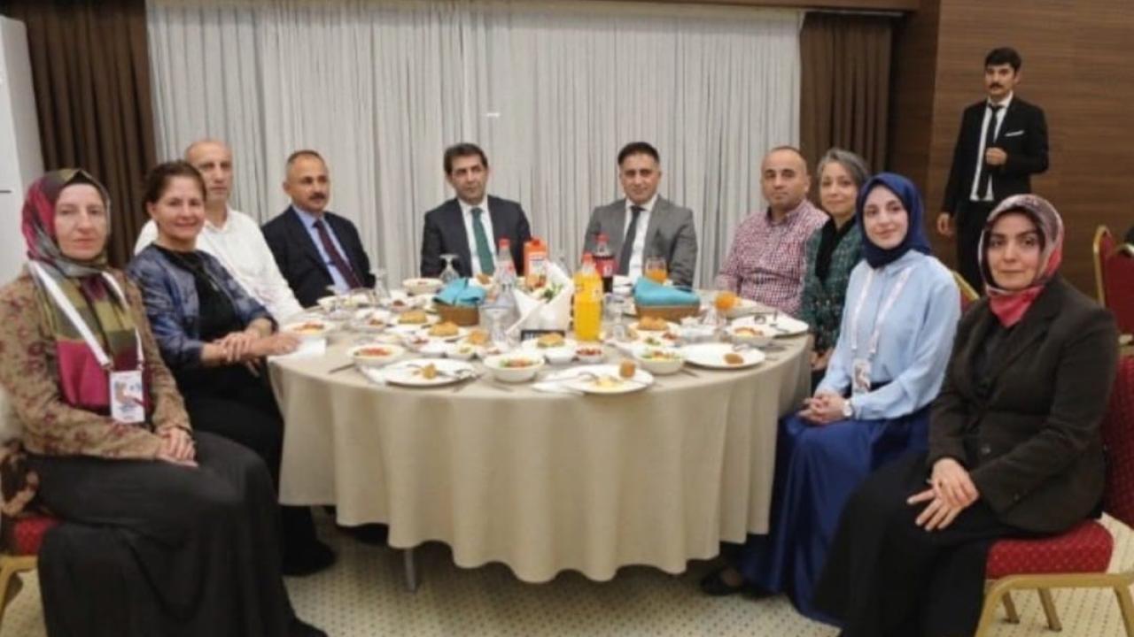 Bakan Tekin 24 Kasım’da Öğretmenlerle Buluştu