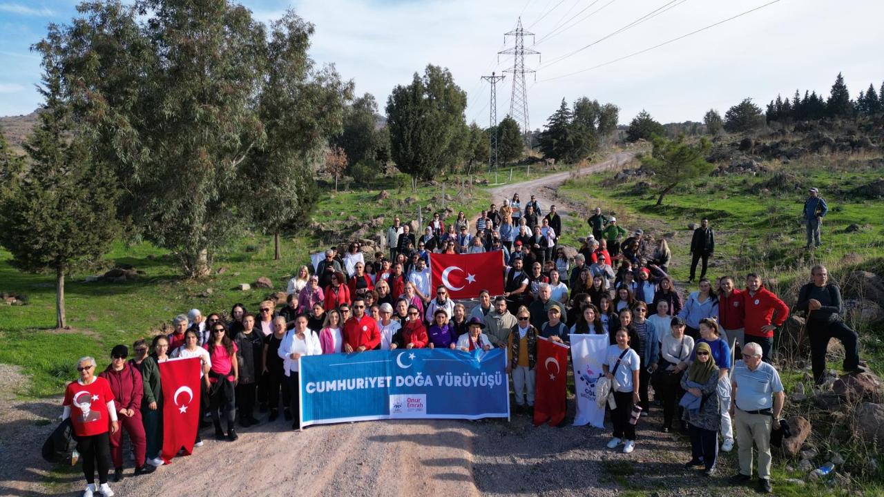 Çiğli’de Cumhuriyet Coşkusu Doğayla Buluştu