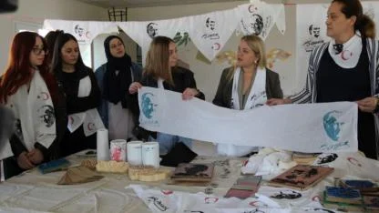 Ege Üniversitesi’nde Atatürk Temalı Tahta Kalıp Baskı Atölyesi