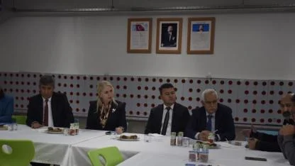 Karşıyaka’da mesleki eğitimi güçlendirme toplantısı