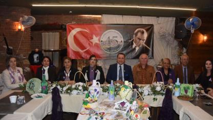 Manisa Dostlar Meclisi’nden Kadın ve Üzüm Üreticilerine Güçlü Destek