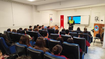 Manisa’da 700 Öğrenci ve Veliye Güvenlik Bilgilendirmesi