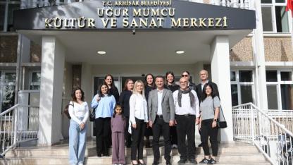 “Sırrımı Toprağa Verdim” Sergisi Uğur Mumcu’da Açıldı
