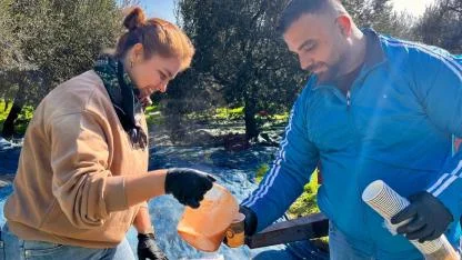 Soğuk Sabahta Sıcak Dayanışma: CHP Gençlerinden Zeytin Emekçilerine Destek