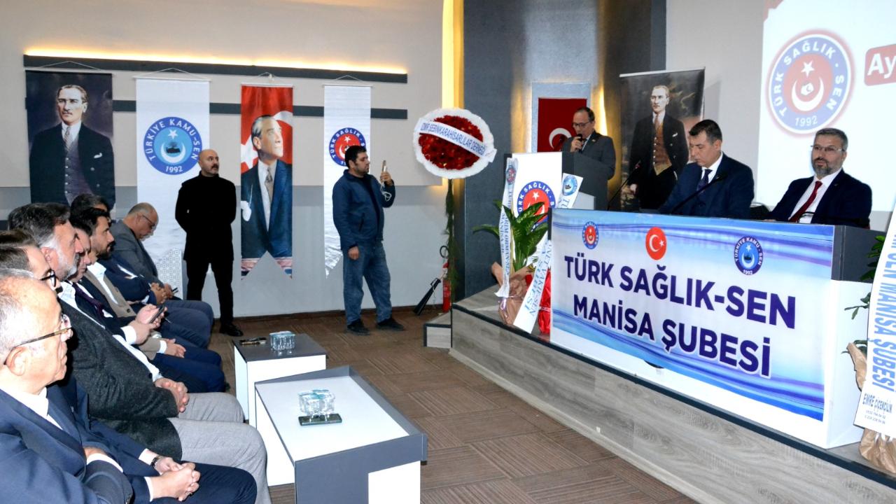 Türk Sağlık-Sen Manisa Şubesi’nde Akagündüz güven tazeledi