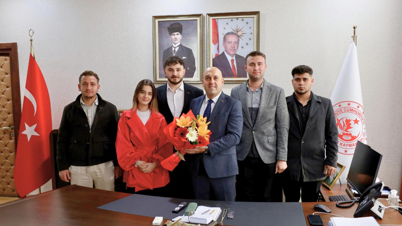 AK Parti Akhisar Gençlik Kolları’ndan Kaymakam Can’a ziyaret