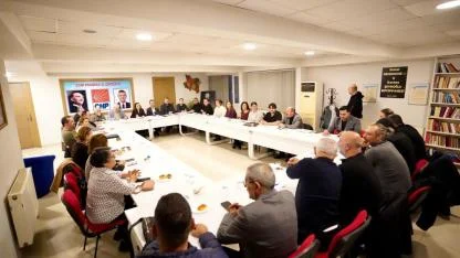 CHP Manisa’da Özalper yeni il yönetimini açıkladı