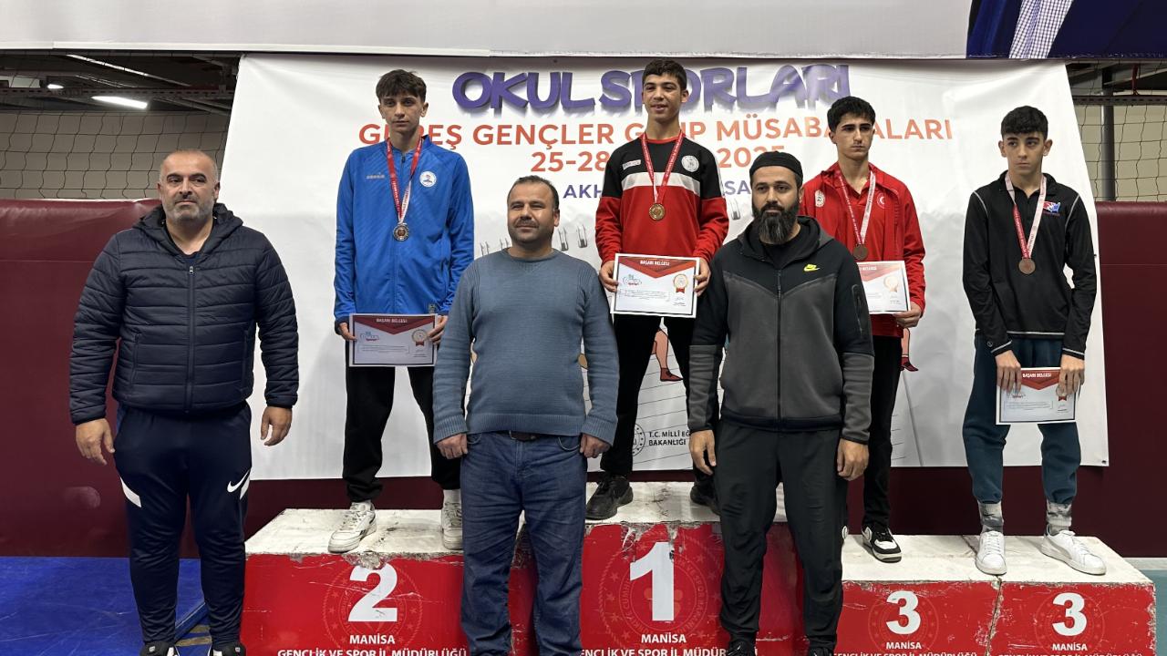 Geleceğin Şampiyon Güreşçileri Manisa’da Belli Oldu