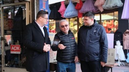 Gördes’te Sözcüer ve Ekibinden Çarşı Pazar Çıkarması