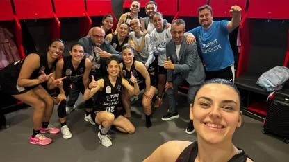 İki kez uzatmaya giden tarihi maçın galibi Turgutlu Belediyesi