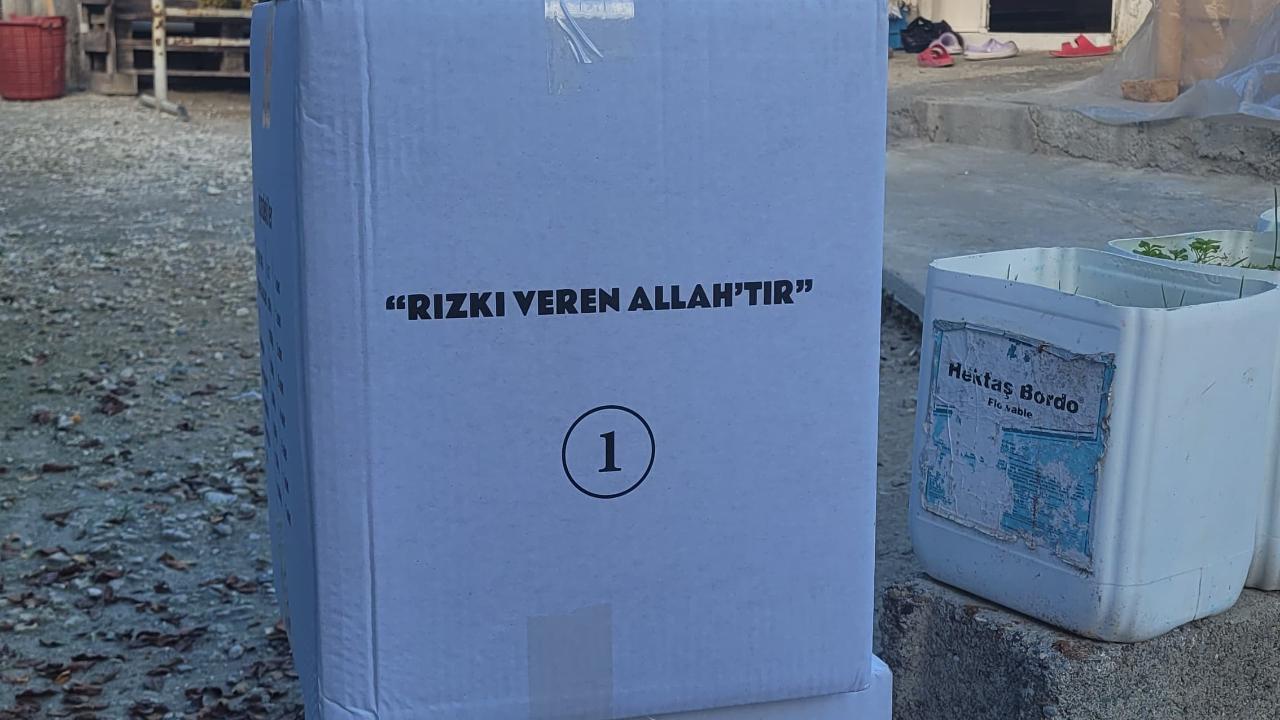 Kızılay Akhisar’dan 90 ihtiyaç sahibi haneye gıda kolisi