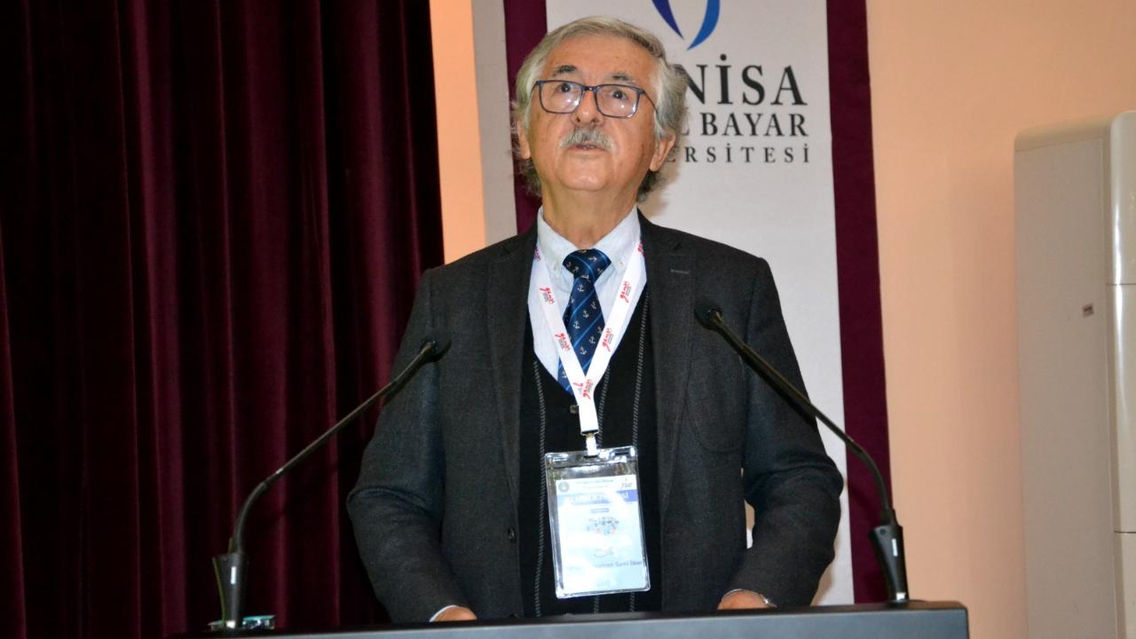 MCBÜ Genç Yeryüzü Doktorları’ndan “Hekimliğin Ötesi” sempozyumu