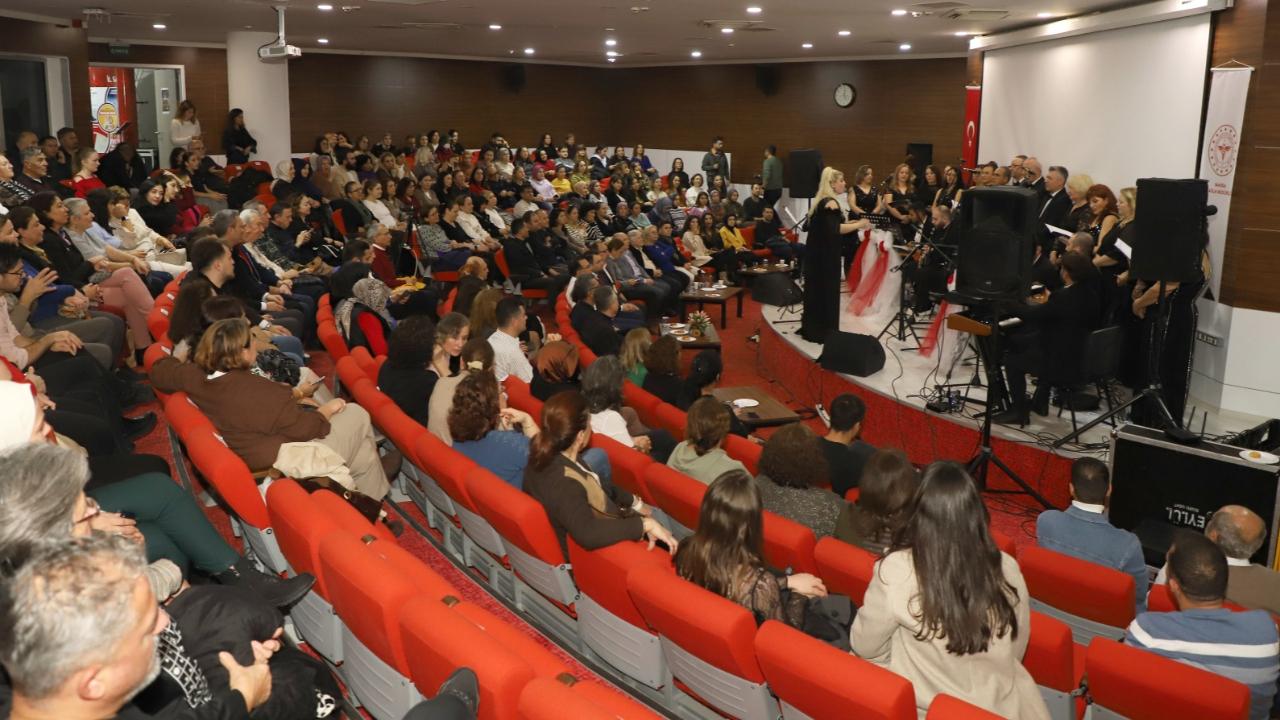 Şehzadeler HEM’den sağlıkçılara Türk sanat müziği konseri