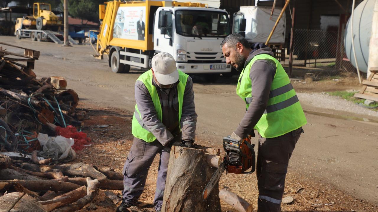 Turgutlu Belediyesi kışın yakacak desteğini artırdı