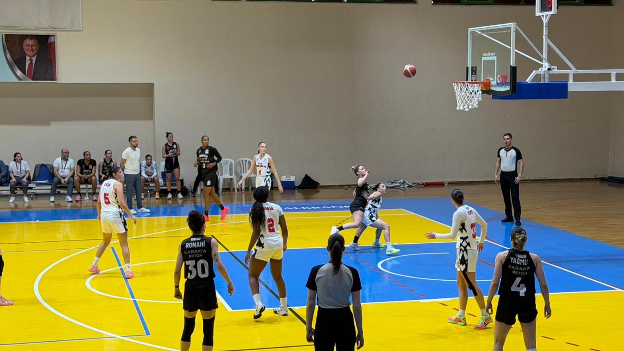 Turgutlu Belediyespor yılı çifte galibiyetle kapattı