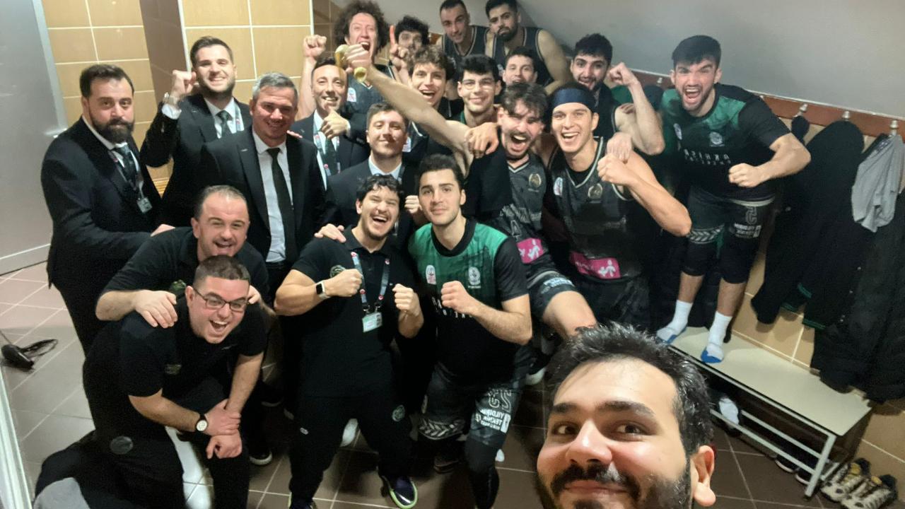 Akhisar Basketbol İBB Deplasmanında Son Saniyede Güldü